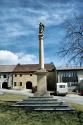 Mariánsky ståp so sochou Immaculaty v Strážach Mariánsky ståp so sochou Immaculaty v Strážach